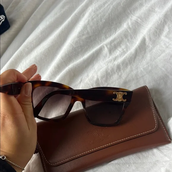 Celine Tortoise Sunglasses with Gold Detail - Picture 6 of 7